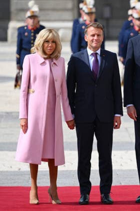 State visit to Spain of French Presidential couple - Welcome Ceremony French President Emmanuel Macron and his wife Brigitte Macron pictured during welcome ceremony at Royal Palace in Madrid, Spain on September 29, 2026. French Presidential couple pays a two-day state visit to Spain. Photo by Eliot Blondet ABACAPRESS.COM Madrid Spain  Copyright: xBlondetxEliot ABACAx
