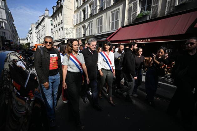 Public sector workers strike in Paris ahead of 2027 budget presentation PARIS, FRANCE - SEPTEMBER 29 : Jean-Luc Melenchon, candidate of the leftist La France Insoumise (LFI) party for France s 2027 presidential election, LFI MP and National Assembly Vice-President Clemence Guette, and MP Farida Amrani participate in a rally during nationwide public sector strikes and demonstrations ahead of the 2027 draft budget presentation, on September 29, 2026 in Paris, France. Mustafa Yalcin Anadolu Paris France. Editorial use only. Please get in touch for any other usage.  Copyright: x2026xAnadoluxMustafaxYalcinx