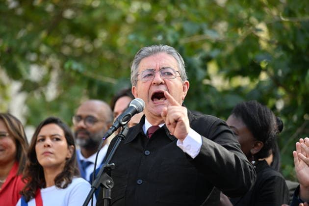 Public sector workers strike in Paris ahead of 2027 budget presentation PARIS, FRANCE - SEPTEMBER 29 : Jean-Luc Melenchon, candidate of the leftist La France Insoumise (LFI) party for France s 2027 presidential election speaks during a rally of the nationwide public sector strikes and demonstrations ahead of the 2027 draft budget presentation, on September 29, 2026 in Paris, France. Mustafa Yalcin Anadolu Paris France. Editorial use only. Please get in touch for any other usage.  Copyright: x2026xAnadoluxMustafaxYalcinx
