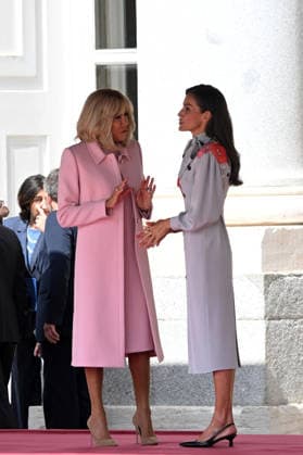 The King and Queen welcome with honors the President of the French Republic, Emmanuel Macron, and the First Lady. The First Lady, Brigitte Macron, the President of the French Republic, and Queen Letizia during the reception with honors at the Royal Palace on September 29, 2026, in Madrid, Spain. This state visit will serve to highlight and strengthen the ties and bilateral relations between the two countries. ROYALTY PRESIDENCY HONORS PRESIDENT KING QUEEN ROYAL PALACE José Madrid Madrid Spain  Copyright: xJosÃ xOlivax 7808076