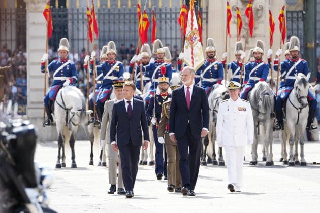 29-09-2026 Madrid Queen Letizia and King Felipe with Emmanuel Macron and Brigitte Macron during the official welcome at the royal palace in Madrid on the 1st day of the 2 day statevisit to Spain. No Spain Â  Copyright: xPPEx