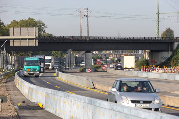 Record construction time for four new bridges at the Herne highway interchange; rapid construction method; press conference by Autobahn GmbH; record construction time; a first in Germany was the construction of the bridges using prefabricated components; traffic will resume as usual on the A42 immediately after the bridges open; Herne, North Rhine-Westphalia, DEU, Germany, September 29, 2026