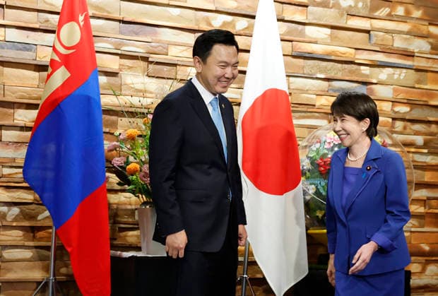 September 29, 2026, Tokyo, Japan: Mongolia s Prime Minister Nyam-Osoryn Uchral meets Japan s Prime Minister Sanae Takaichi in Tokyo, Japan. Tokyo Japan - ZUMAz114 20260929_zih_z114_003 Copyright: xPOOLx