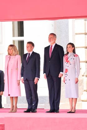 29-09-2026 Madrid Queen Letizia and King Felipe with Emmanuel Macron and Brigitte Macron during the official welcome at the royal palace in Madrid on the 1st day of the 2 day statevisit to Spain. No Spain Â  Copyright: xPPEx