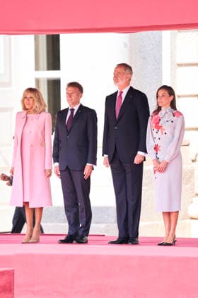 29-09-2026 Madrid Queen Letizia and King Felipe with Emmanuel Macron and Brigitte Macron during the official welcome at the royal palace in Madrid on the 1st day of the 2 day statevisit to Spain. No Spain Â  Copyright: xPPEx
