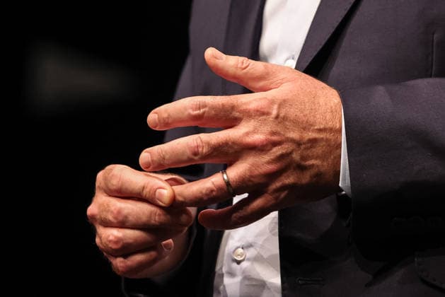 Labour Party Annual Conference Day Three Andy Burnham MP, Prime Minister of the United Kingdom holds his wedding ring finger during his speech at the Labour Party Annual Conference Day Three at Convention Centre, Liverpool, United Kingdom on 29 September 2026 (Photo by Mark Cosgrove News Images) Liverpool Convention Centre Merseyside United Kingdom Copyright: xMarkxCosgrove NewsxImagesx