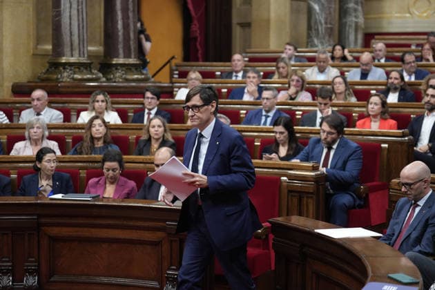 General Policy Debate in the Parliament of Catalonia Salvador Illa, President of the Generalitat of Catalonia, during the General Policy Debate in the Parliament of Catalonia on September 29, 2026, in Barcelona, Catalonia, Spain. This key plenary session, which kicks off the political year, is marked by proposals on housing, regional financing, and the management of education. SEPTEMBER 29, 2026 CATALONIA DEBATE POLITICIANS GENERAL POLICY PLENARY SESSION Barcelona Catalonia Barcelona Catalonia Spain Copyright: xDavidxZorrakinox 7808474