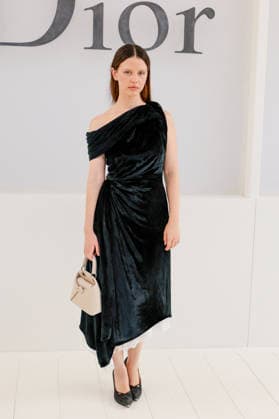 Mia Goth at the photocall for the Christian Dior Spring Summer 2027 Women s Ready-to-Wear Collection show during Paris Fashion Week (PFW) at the Tuileries Garden in Paris, France, on September 29, 2026. Olivier Borde, Bestimage. Photocall for the Christian Dior Women’s Ready-to-Wear Spring Summer 2027 show as part of Paris Fashion Week on September 29, 2026, in Paris, France. Paris, France  Copyright: xOLIVIERxBORDEx xBESTIMAGExOLIVIERxBORDEx xBESTIMAGEx