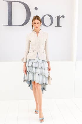 Karlie Kloss at the photocall for the Christian Dior Spring Summer 2027 Women s Ready-to-Wear Collection show during Paris Fashion Week (PFW) at the Jardin des Tuileries in Paris, France, on September 29, 2026. Olivier Borde, Bestimage. Photocall for the Christian Dior Women’s Ready-to-Wear Spring Summer 2027 show as part of Paris Fashion Week on September 29, 2026, in Paris, France. Paris, France  Copyright: xOLIVIERxBORDEx xBESTIMAGExOLIVIERxBORDEx xBESTIMAGEx