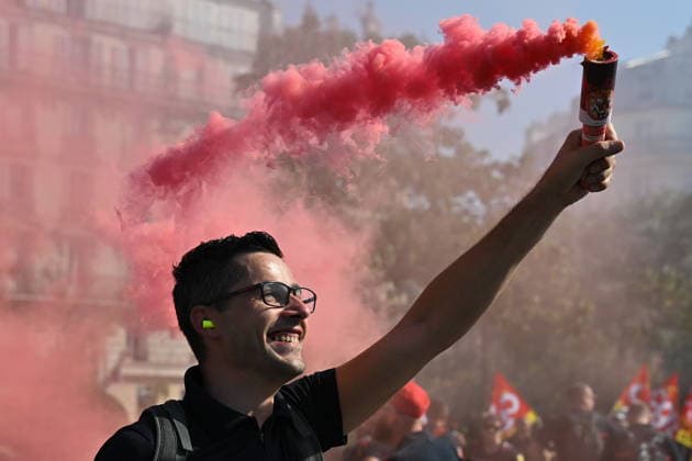 Firefighters gathered and marched through the French capital today. Among other things, they are calling for better staffing levels and more favourable working conditions in terms of both staff numbers and equipment. - 29 09 2026 - France Paris -  JulienxMattiax xLexPictorium LePictorium_0341358