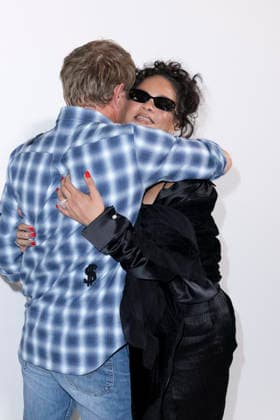 Jonathan Anderson and Rihanna at the backstage photocall for the Dior Women s Ready-to-Wear Spring Summer 2027 Collection fashion show during Paris Fashion Week, September 29, 2026. Olivier Borde, Bestimage. Greeting at the Dior Women’s Ready-to-Wear Spring Summer 2027 Collection fashion show during Paris Fashion Week, September 29, 2026, Paris, France.  Copyright: xOLIVIERxBORDEx xBESTIMAGExOLIVIERxBORDEx xBESTIMAGEx