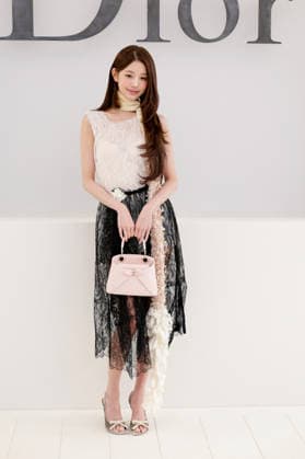 Jang Won Young at the photocall for the Christian Dior Women’s Ready-to-Wear Spring Summer 2027 show during Paris Fashion Week (PFW) at the Jardin des Tuileries in Paris, France, on September 29, 2026. Olivier Borde, Bestimage. Photocall for the Christian Dior Women’s Ready-to-Wear Spring Summer 2027 show as part of Paris Fashion Week on September 29, 2026, in Paris, France. Unknown  Copyright: xOLIVIERxBORDEx xBESTIMAGExOLIVIERxBORDEx xBESTIMAGEx