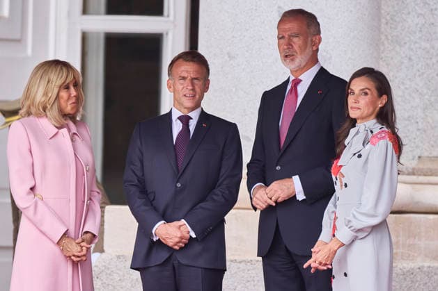 September 29, 2026, Madrid, Madrid, Spain: KING FELIPE VI of Spain and QUEEN LETIZIA of Spain welcome the President of the French Republic, EMMANUEL MACRON, and First Lady BRIGITTE MACRON on the occasion of their official visit Madrid Spain  - ZUMAc260 20260929_zep_c260_057 Copyright: xMikexChicorrox