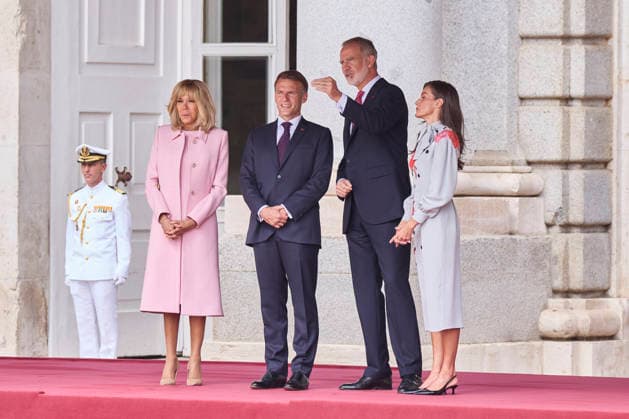 September 29, 2026, Madrid, Madrid, Spain: KING FELIPE VI of Spain and QUEEN LETIZIA of Spain welcome the President of the French Republic, EMMANUEL MACRON, and First Lady BRIGITTE MACRON on the occasion of their official visit Madrid Spain - ZUMAc260 20260929_zep_c260_024 Copyright: xMikexChicorrox