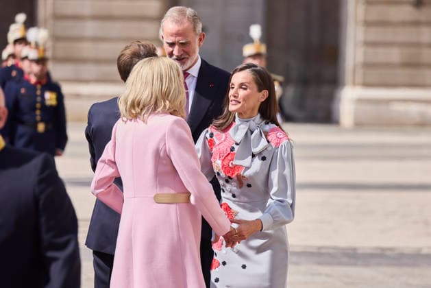 September 29, 2026, Madrid, Madrid, Spain: KING FELIPE VI of Spain and QUEEN LETIZIA of Spain welcome the President of the French Republic, EMMANUEL MACRON, and First Lady BRIGITTE MACRON on the occasion of their official visit Madrid Spain - ZUMAc260 20260929_zep_c260_025 Copyright: xMikexChicorrox