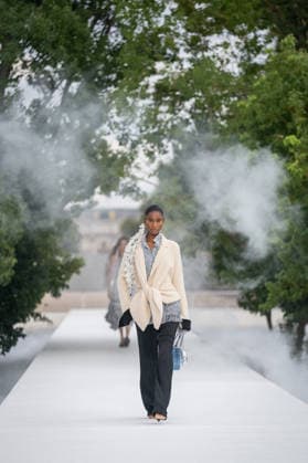 PFW - Dior Runway A model walks the runway during the Christian Dior Womenswear Spring Summer 2027 show as part of Paris Fashion Week on September 29, 2026 in Paris, France. Photo by Alexis Jumeau ABACAPRESS.COM Paris France  Copyright: xJumeauxAlexis ABACAx