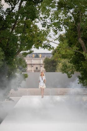 PFW - Dior Runway A model walks the runway during the Christian Dior Womenswear Spring Summer 2027 show as part of Paris Fashion Week on September 29, 2026 in Paris, France. Photo by Alexis Jumeau ABACAPRESS.COM Paris France  Copyright: xJumeauxAlexis ABACAx