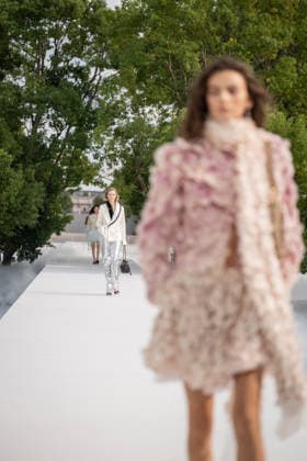 PFW - Dior Runway A model walks the runway during the Christian Dior Womenswear Spring Summer 2027 show as part of Paris Fashion Week on September 29, 2026 in Paris, France. Photo by Alexis Jumeau ABACAPRESS.COM Paris France  Copyright: xJumeauxAlexis ABACAx