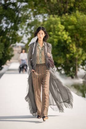 PFW - Dior Runway A model walks the runway during the Christian Dior Womenswear Spring Summer 2027 show as part of Paris Fashion Week on September 29, 2026 in Paris, France. Photo by Alexis Jumeau ABACAPRESS.COM Paris France  Copyright: xJumeauxAlexis ABACAx