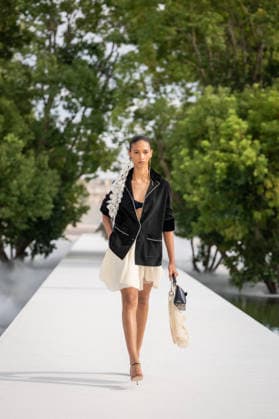 PFW - Dior Runway A model walks the runway during the Christian Dior Womenswear Spring Summer 2027 show as part of Paris Fashion Week on September 29, 2026 in Paris, France. Photo by Alexis Jumeau ABACAPRESS.COM Paris France  Copyright: xJumeauxAlexis ABACAx