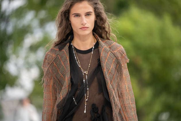PFW - Dior Runway A model walks the runway during the Christian Dior Womenswear Spring Summer 2027 show as part of Paris Fashion Week on September 29, 2026 in Paris, France. Photo by Alexis Jumeau ABACAPRESS.COM Paris France  Copyright: xJumeauxAlexis ABACAx