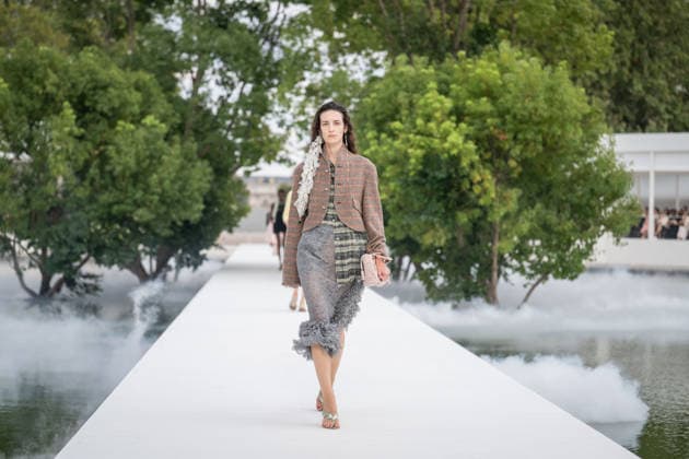 PFW - Dior Runway A model walks the runway during the Christian Dior Womenswear Spring Summer 2027 show as part of Paris Fashion Week on September 29, 2026 in Paris, France. Photo by Alexis Jumeau ABACAPRESS.COM Paris France  Copyright: xJumeauxAlexis ABACAx