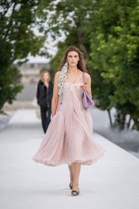 PFW - Dior Runway A model walks the runway during the Christian Dior Womenswear Spring Summer 2027 show as part of Paris Fashion Week on September 29, 2026 in Paris, France. Photo by Alexis Jumeau ABACAPRESS.COM Paris France  Copyright: xJumeauxAlexis ABACAx