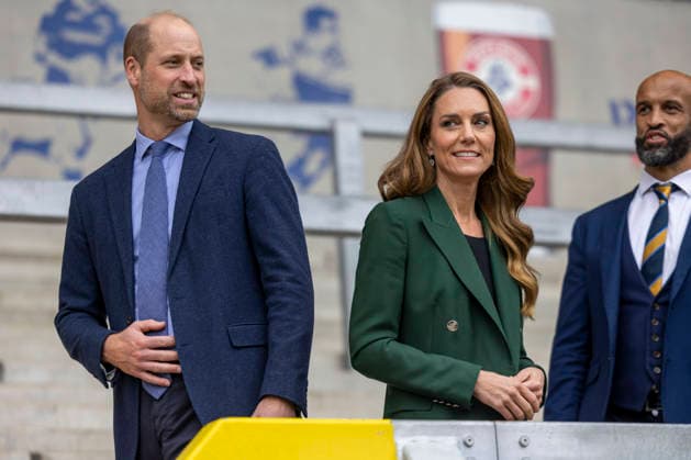 Royal visit, Leeds. JG Sept 2026 POOL Picture: James Glossop The Times & Sunday Times The Prince and Princess of Wales are seen during a visit to AMT Headingley Stadium, the home of the Leeds Rhinos rugby team where they learned how the club and the Leeds Rhinos Foundation are changing lives through the power of sport. Their Royal Highnesses met with Jamie Jones Buchanan MBE (beard and yellow blue striped tie), CEO of the Leeds Rhinos and a lifelong friend of Rob Burrow CBE. 29 09 2026, Credit:James Glossop PA ROTA - B68 Avalon UK  Copyright: xJamesxGlossopx xPAxROTAx-xB68x xAvalonx 1139203436