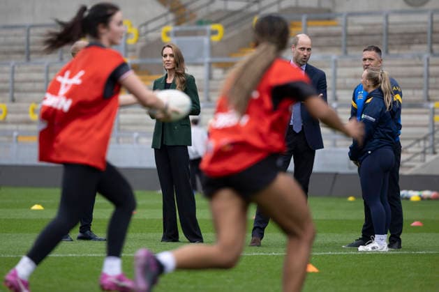 Royal visit, Leeds. JG Sept 2026 POOL Picture: James Glossop The Times & Sunday Times The Prince and Princess of Wales are seen during a visit to AMT Headingley Stadium, the home of the Leeds Rhinos rugby team where they learned how the club and the Leeds Rhinos Foundation are changing lives through the power of sport. Their Royal Highnesses met with Jamie Jones Buchanan MBE (beard and yellow blue striped tie), CEO of the Leeds Rhinos and a lifelong friend of Rob Burrow CBE. 29 09 2026, Credit:James Glossop PA ROTA - B68 Avalon UK  Copyright: xJamesxGlossopx xPAxROTAx-xB68x xAvalonx 1139203458