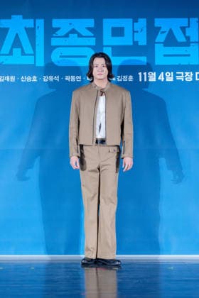 Final Interview film press conference SEOUL, SOUTH KOREA, SEPTEMBER 29: South Korean actor Shin Seung-ho poses for photographs during Final Interview film press conference at the Lotte Cinema in Seoul, South Korea, on September 29, 2026. Seoul the Lotte Cinema South Korea 8288_287763 Copyright: xStevexChoxKyewoongx