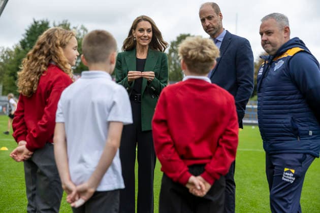 . 29 09 2026. Leeds, United Kingdom. Prince William and Kate Middleton, the Prince and Princess of Wales , during a visit to the Leeds Rhinos rugby team in Leeds, United Kingdom.  xPoolx xi-Imagesx IIM-27031-0007