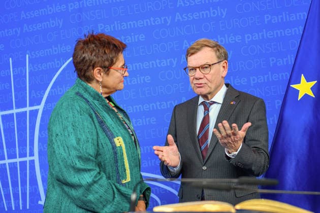 German Foreign Minister Johann Wadephul visits Council of Europe STRASBOURG, FRANCE - SEPTEMBER 29: German Foreign Minister Johann Wadephul speaks with Parliamentary Assembly of the Council of Europe (PACE) President Petra Bayr beside the guest book at the Council of Europe in Strasbourg, France on September 29, 2026. Ahmet Sel Anadolu Strasbourg France. Editorial use only. Please get in touch for any other usage.  Copyright: x2026xAnadoluxAhmetxSelx