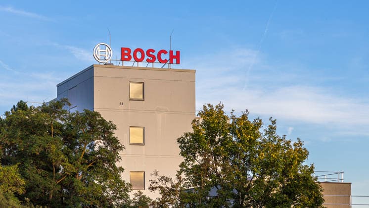 Job Cuts at Auto Parts Supplier Bosch in Nuremberg, Nuremberg, September 29, 2026. The building of auto parts supplier Bosch features the company s logo and lettering on the roof. The company announced job cuts at the site in Nuremberg, Bavaria, Germany. 20260929-286A9802-M4000