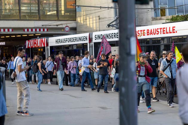 Protest Against the AfD Ban, September 29, 2026: In Erfurt, about 200 people demonstrated in support of proceedings to ban the Alternative for Germany (AfD) party. The demonstration proceeded from the Anger to the Thuringian State Parliament and took place one day before the parliamentary hearing on the ban proceedings. Erfurt, Thuringia, Germany 290926_ppb-510