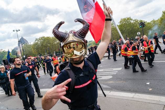 RECORD DATE NOT STATED Protest by professional firefighters in Paris Photo by Arnaud BEINAT Maxppp September 29, 2026, Paris, France National protest by professional firefighters  Copyright: xMAXPPPxArnaudxBeinatx ABE2609829-11 ABE2609829-11