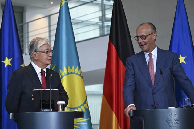 Kazakh President Kassym-Jomart Tokayev in Berlin BERLIN, GERMANY - SEPTEMBER 29: German Chancellor Friedrich Merz (R) and Kazakh President Kassym-Jomart Tokayev (L) hold a joint press conference following their meeting at the Chancellery in Berlin, Germany on September 29, 2026. Halil Sagirkaya Anadolu Berlin Germany. Editorial use only. Please get in touch for any other usage.  Copyright: x2026xAnadoluxHalilxSagirkayax