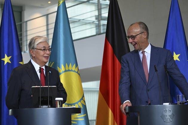 Kazakh President Kassym-Jomart Tokayev in Berlin BERLIN, GERMANY - SEPTEMBER 29: German Chancellor Friedrich Merz (R) and Kazakh President Kassym-Jomart Tokayev (L) hold a joint press conference following their meeting at the Chancellery in Berlin, Germany on September 29, 2026. Halil Sagirkaya Anadolu Berlin Germany. Editorial use only. Please get in touch for any other usage.  Copyright: x2026xAnadoluxHalilxSagirkayax