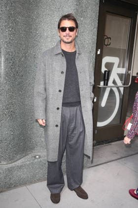 September 29, 2026, New York, New York, USA: JOSH HARTNETT arrives at ABC DISNEY Studios in Downtown Manhattan, New York City New York USA - ZUMAh16_ 20260929_zaf_h16_071 Copyright: xDanxHerrickx