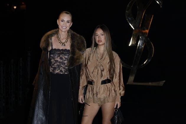Laeticia Hallyday and her daughter Joy at the photocall for the Saint Laurent Women’s Ready-to-Wear Spring Summer 2027 show during Paris Fashion Week (PFW) at the Fontaine du Trocadéro in Paris, France, on September 29, 2026 Olivier Borde Bestimage Laeticia Hallyday and her daughter Joy at the photocall for the Saint Laurent Women’s Ready-to-Wear Spring Summer 2027 show during Paris Fashion Week (PFW) at the Trocadéro Fountain in Paris, France, on September 29, 2026 Paris, France  Copyright: xOLIVIERxBORDEx xBESTIMAGExOLIVIERxBORDEx xBESTIMAGEx