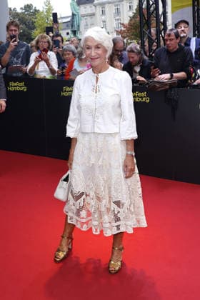 Helen Mirren upon her arrival for the ceremony honoring her with the Douglas Sirk Award on September 29, 2026, at Cinemaxx Dammtor as part of the 34th Hamburg Film Festival. Helen Mirren attends the ceremony honoring her with the Douglas Sirk Award at Cinemaxx Dammtor on September 29, 2026 in Hamburg, Germany. Douglas Sirk Award for Helen Mirren at the 34th Hamburg Film Festival