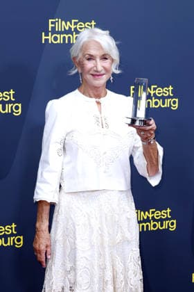 Helen Mirren at the ceremony honoring her with the Douglas Sirk Award on September 29, 2026, at Cinemaxx Dammtor as part of the 34th Hamburg Film Festival. Helen Mirren attends the ceremony honoring her with the Douglas Sirk Award at Cinemaxx Dammtor on September 29, 2026 in Hamburg, Germany. Helen Mirren Receives the Douglas Sirk Award at the 34th Hamburg Film Festival