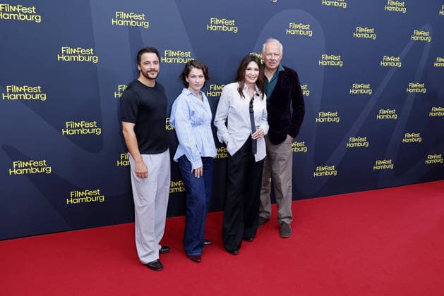 Kostja Ullmann, Henriette Confurius, Iris Berben, and Axel Milberg at the ZDF premiere photocall for *Die dritte Hochzeit* on September 29, 2026, at Cinemaxx as part of the 34th Film Festival in Hamburg. Kostja Ullmann, Henriette Confurius, Iris Berben, and Axel Milberg attend the premiere of *Die dr