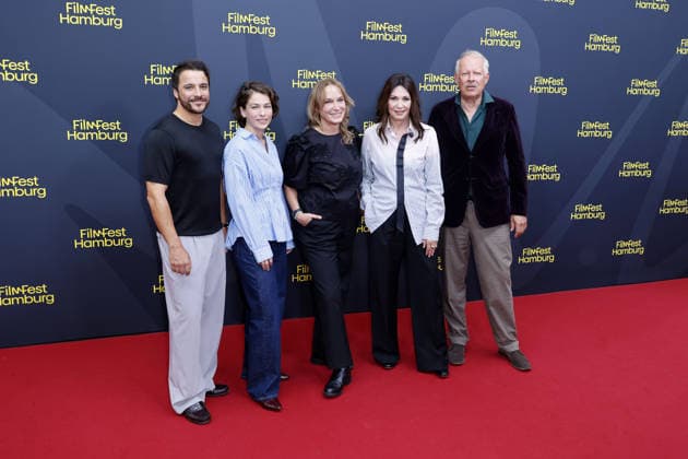 Kostja Ullmann, Henriette Confurius, director Mirjam Unger, Iris Berben, and Axel Milberg at the ZDF premiere photocall for *Die dritte Hochzeit* on September 29, 2026, at Cinemaxx as part of the 34th Film Festival in Hamburg. Kostja Ullmann, Henriette
