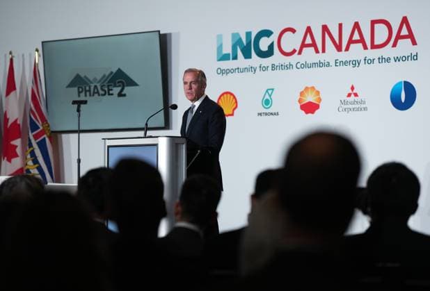 September 29, 2026, Vancouver, Bc, CANADA: Prime Minister Mark Carney speaks after LNG Canada said it will go ahead with the Phase 2 expansion project at its LNG terminal in Kitimat, B.C., during an announcement in Vancouver, on Tuesday, Sept. 29, 2026. The expansion will double LNG Canada s capacity to 28 million tonnes a year. Vancouver CANADA  - ZUMAc35_ 20260929_zaf_c35_096 Copyright: xDarrylxDyckx