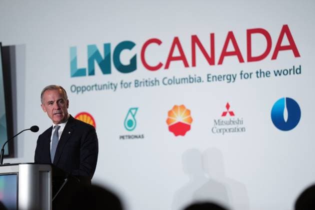 September 29, 2026, Vancouver, Bc, CANADA: Prime Minister Mark Carney speaks after LNG Canada said it will go ahead with the Phase 2 expansion project at its LNG terminal in Kitimat, B.C., during an announcement in Vancouver, on Tuesday, Sept. 29, 2026. The expansion will double LNG Canada s capacity to 28 million tonnes a year. Vancouver CANADA  - ZUMAc35_ 20260929_zaf_c35_097 Copyright: xDarrylxDyckx
