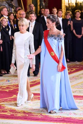 29-09-2026 Gala Queen Letizia and King Felipe with Emmanuel Macron and Brigitte Macron pose before the galadinner at the royal palace in Madrid on the 1st day of the 2 day statevisit to Spain. No Spain Â  Copyright: xPPEx