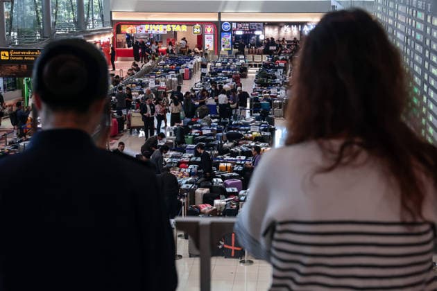 September 29, 2026, Bangkok, Bangkok, Thailand: More than 3,000 passenger bags from 52 Thai Airways International flights are piled up at Suvarnabhumi Airport after severe flooding across Bangkok left ground staff unable to reach work, forcing scores of travelers to wait overnight, in Bangkok, Thailand, September 29, 2026. Bangkok Thailand - ZUMAp219 20260929_zip_p219_011 Copyright: xNattaphonxPhanphongsanonx