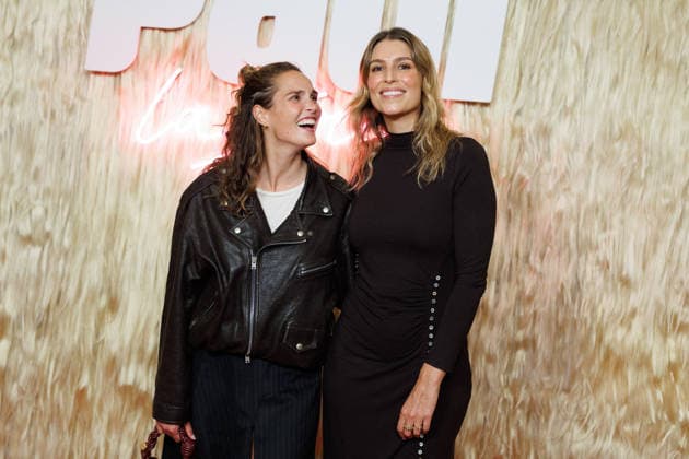 Paul, La Serie Photocall - Paris Camille Lou and Laury Thilleman attend the photocall for the premiere of Paul, La Serie held at the Grand Rex Cinema in Paris, France on September 29, 2026. Photo by David Boyer ABACAPRESS.COM Paris France  Copyright: xBoyerxDavid ABACAx
