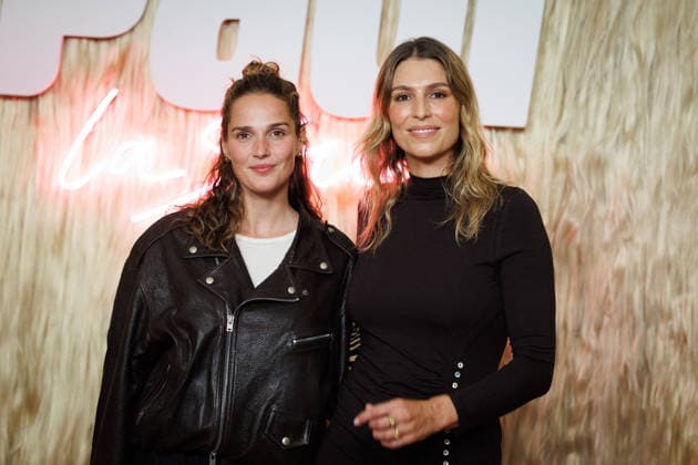 Paul, La Serie Photocall - Paris Camille Lou and Laury Thilleman attend the photocall for the premiere of Paul, La Serie held at the Grand Rex Cinema in Paris, France on September 29, 2026. Photo by David Boyer ABACAPRESS.COM Paris France  Copyright: xBoyerxDavid ABACAx
