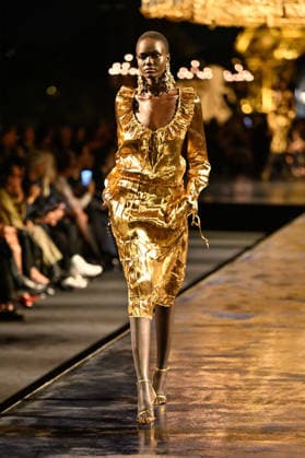 PFW Saint Laurent Runway A model walks the runway at the Saint Laurent show during Paris Fashion Week, in Paris, France on 29 September 2026. Photo by Julien Reynaud APS-Medias ABACAPRESS.COM Paris France  Copyright: xReynaudxJulien APS-Medias ABACAx